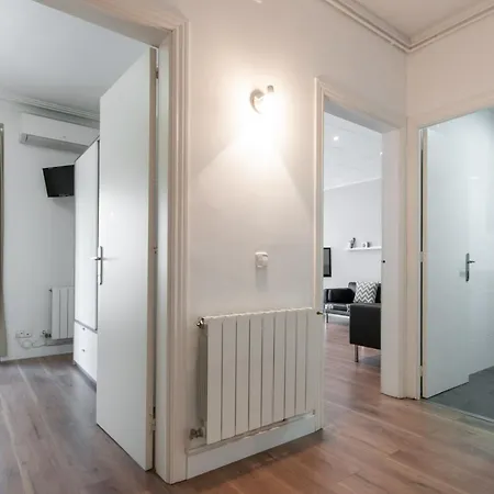 Aribau Apartment *